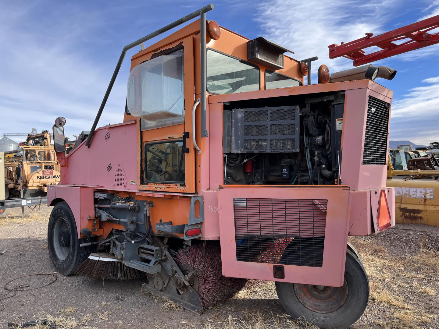 ./imagenes/INVOICE/2019/16478/CAMION BARREDORA ELGIN PELICAN (22).JPG